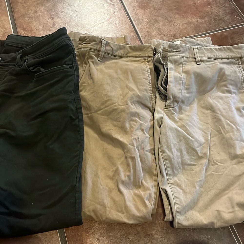 Assortment of men’s pants (American eagle, target, boutique)